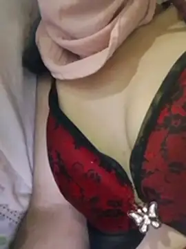 Almas-arabic's Live XXX Chat