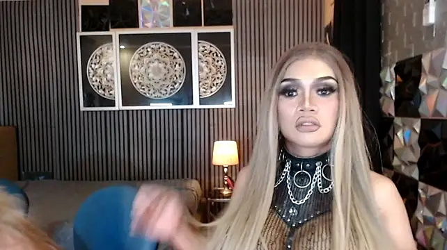 PrettyHorseCockTrans Obrolan Langsung XXX