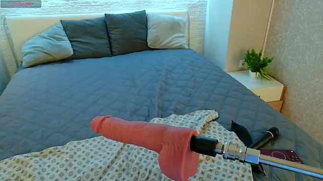 Betty_June - TITSJOB WITH SPIT ON BOOBS