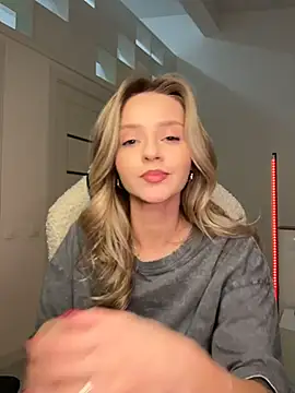 Emeli_Blur Chat XXX live