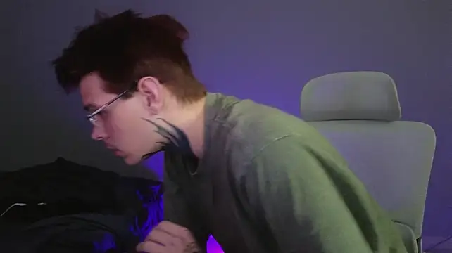 DENIS_HERE XXX чат на живо