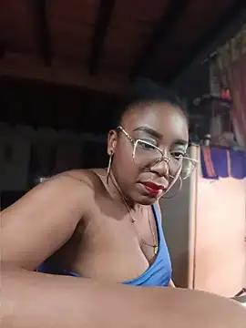 ChanneldelaCroix - SHOW ASS🔥🍑