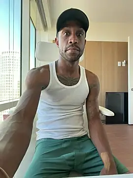 ilovemyleshigh Webcamshow