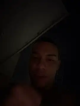 AlphaMasterXxx Chat XXX in diretta