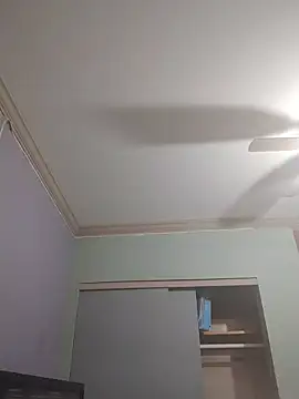 צ'אט XXX בשידור חי של ReallyReallyReal