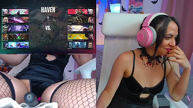 VenusIslove - SHOW TITS AND LICK IT