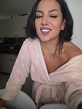 hot-babygirl 网络视讯表演