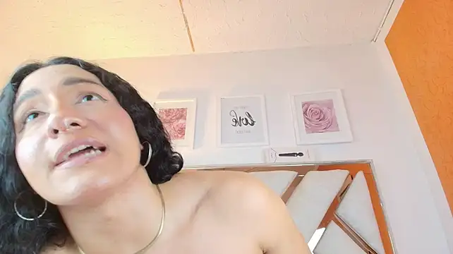 Chat XXX en directo de Alison_Chan_