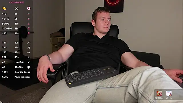 Živý XXX chat Richard_Dullas