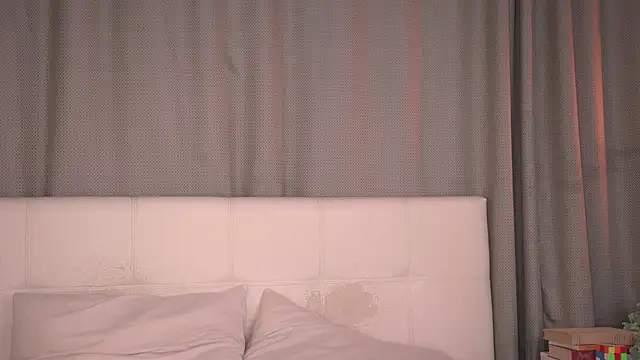 Chat +18 de HuldaAutman ao vivo