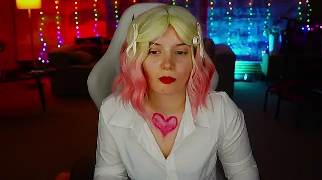 دردشة Tessa_054 الجنسية المباشرة