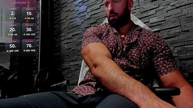 David_Big_Daddy Adlı Modelin Canlı XXX Sohbeti