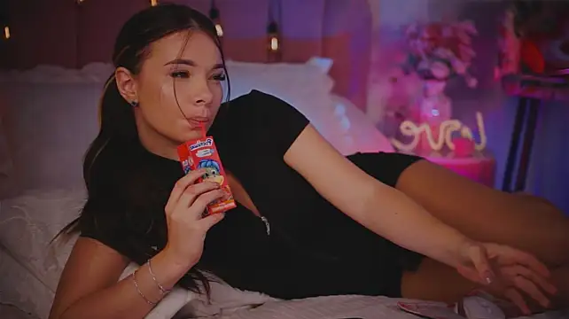 Živý XXX chat MiaMuse