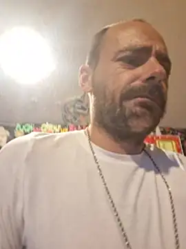دردشة DaddyAndSplashQueen الجنسية المباشرة