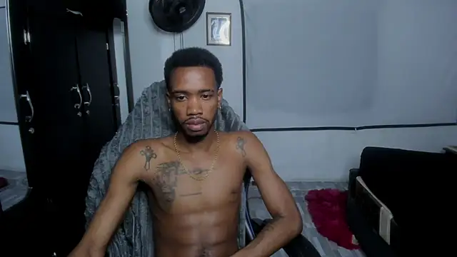 Kofi_exotic_2 Chat XXX in diretta