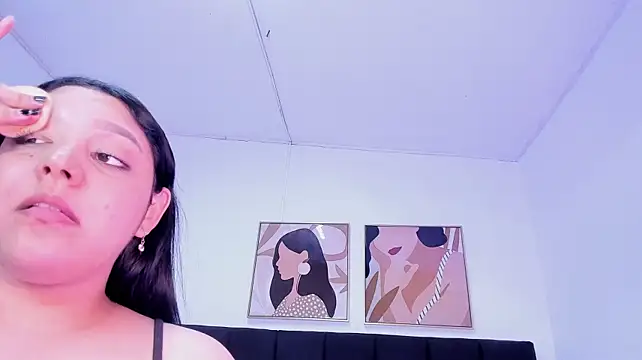 dullce77 লাইভ XXX চ্যাট