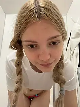 elsawhere Adlı Modelin Canlı XXX Sohbeti