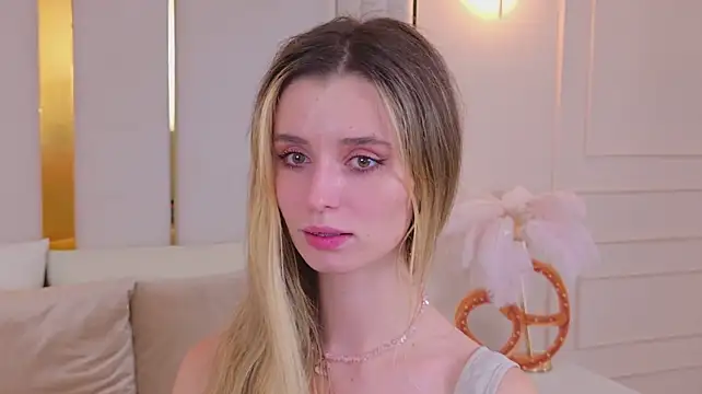 MarybethSnow's Live XXX Chat