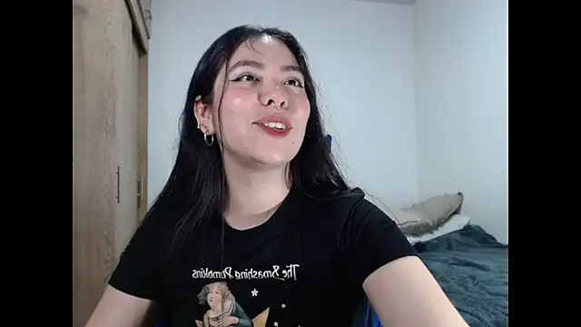 XXX chat uživo modela EloiseJun