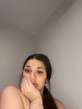 Chat XXX en directo de treasurebabii