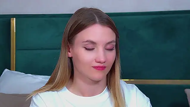 StacyEvances' Live XXX Chat