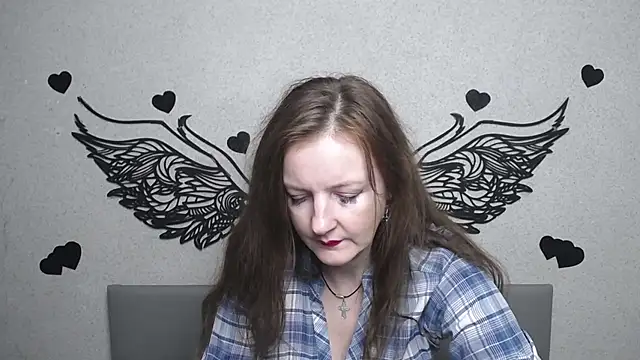 MeganPirs: онлайн-секс-чат