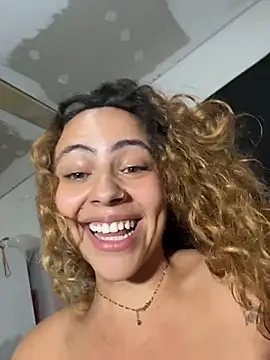 Chloe_Leaozinho Chat XXX in diretta