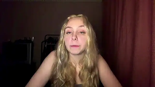 Flaffy_Bombyy - spank ass