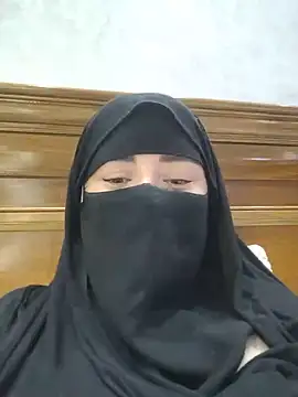 Bisan_sexy - محتاجة ادفع اجار البيت