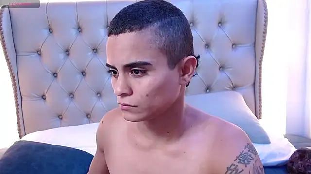 Liiamthompson - play pussy