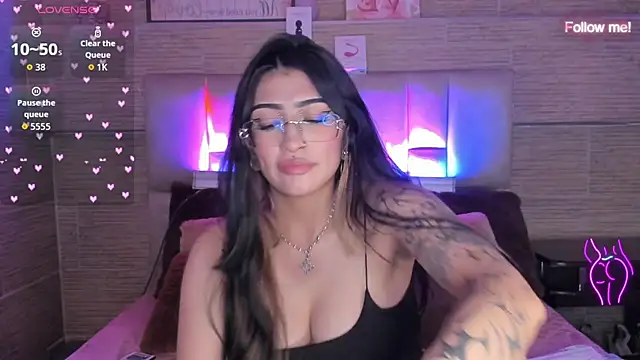 mia_devine_ Chat XXX live