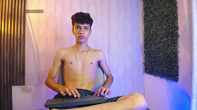 JuniorPrinceMorris Chat XXX live