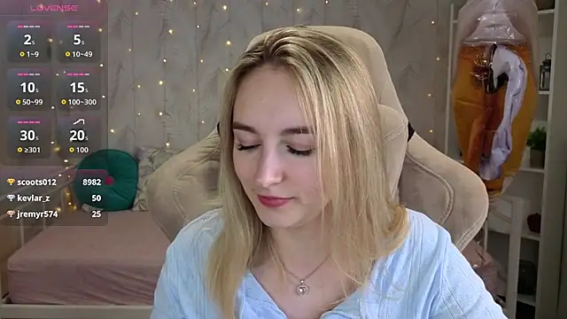 Shy_Polly: онлайн-секс-чат