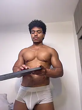 צ'אט XXX בשידור חי של XavierColeman