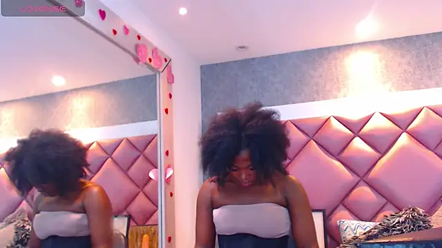 Thegreatonelady's Live XXX Chat
