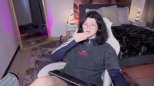 MileyRood Live XXX-Chat