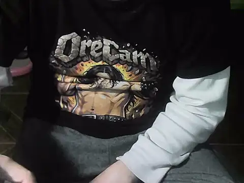 XXX chat uživo modela OreCam