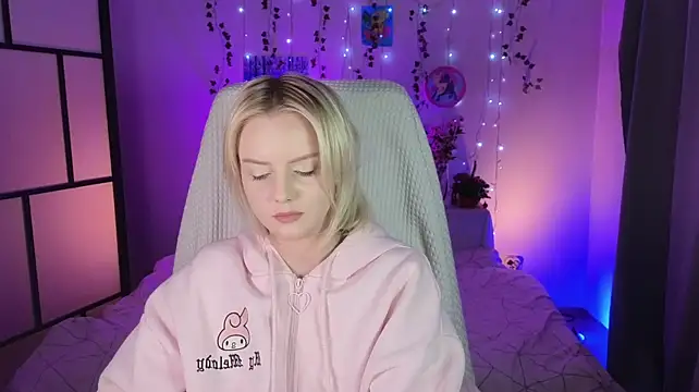Mimi_boobo - spanks no panties