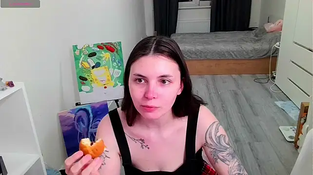 peachyness Adlı Modelin Canlı XXX Sohbeti