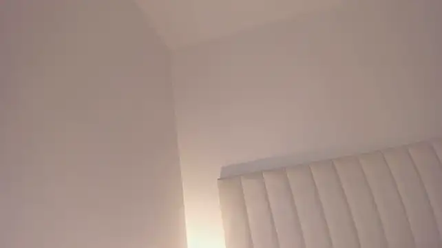 Онлайн чат XXX Hannahx__