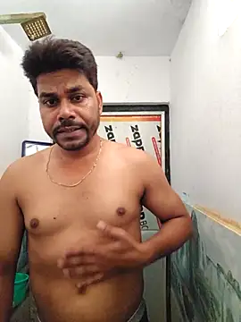 Chat +18 de Raaz_5690 ao vivo