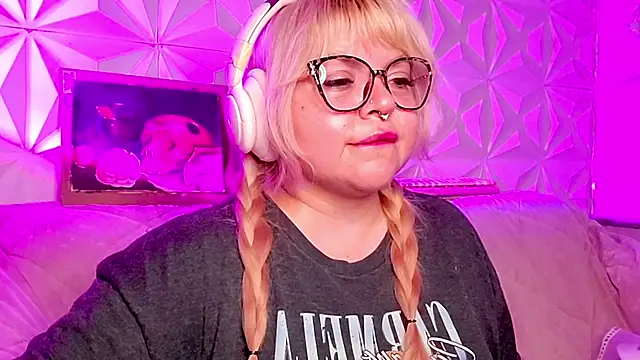 Satyn_doll 라이브 XXX 채팅