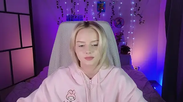 Mimi_boobo - spanks no panties