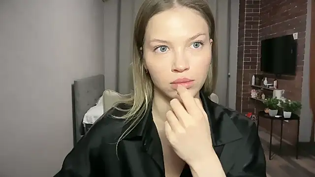 EmmyMills - 💗Dildo In my Pussy+ Orgasm💗