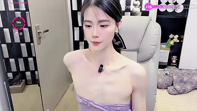 Yueyue-MM - 上空站着直播3分钟