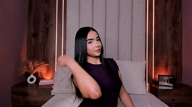 LucySalvatore_ - SEXY DANCE TWERKING