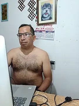 DIEGOLUIS2026's Live XXX Chat