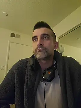 Chat XXX Live myth5hk