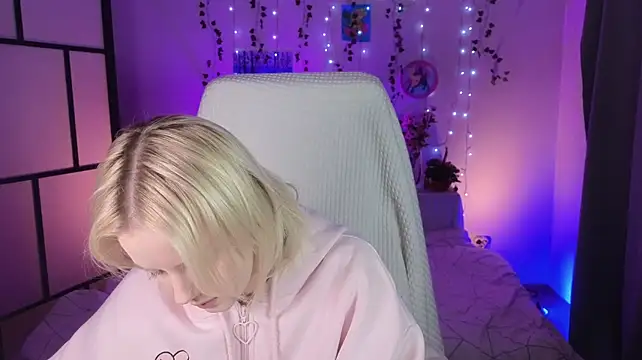 Mimi_boobo - spanks no panties
