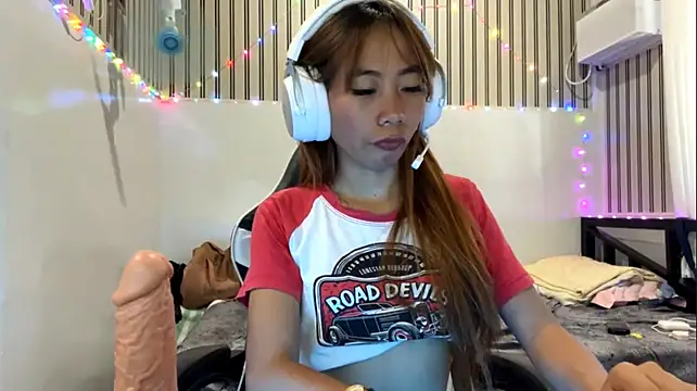 PiaSwidaのライブXXXチャット